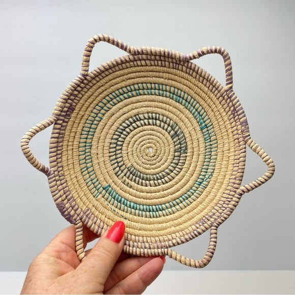 HANDMADE Coiled Woven Trinket 6” Wall Basket - Picture 6 of 7